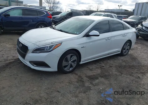 2016 Hyundai Sonata Hybrid Limited z USA, uszkodzony, nr VIN KMHE34L12GA025751